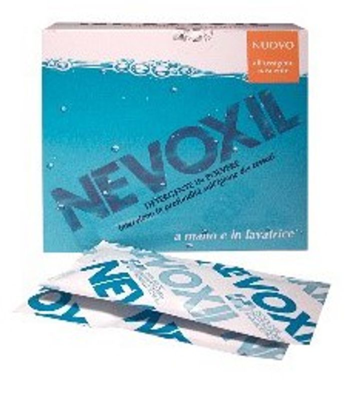 Nevoxil igenizzante per il lavaggio di indumenti 10 bustine monodose-1